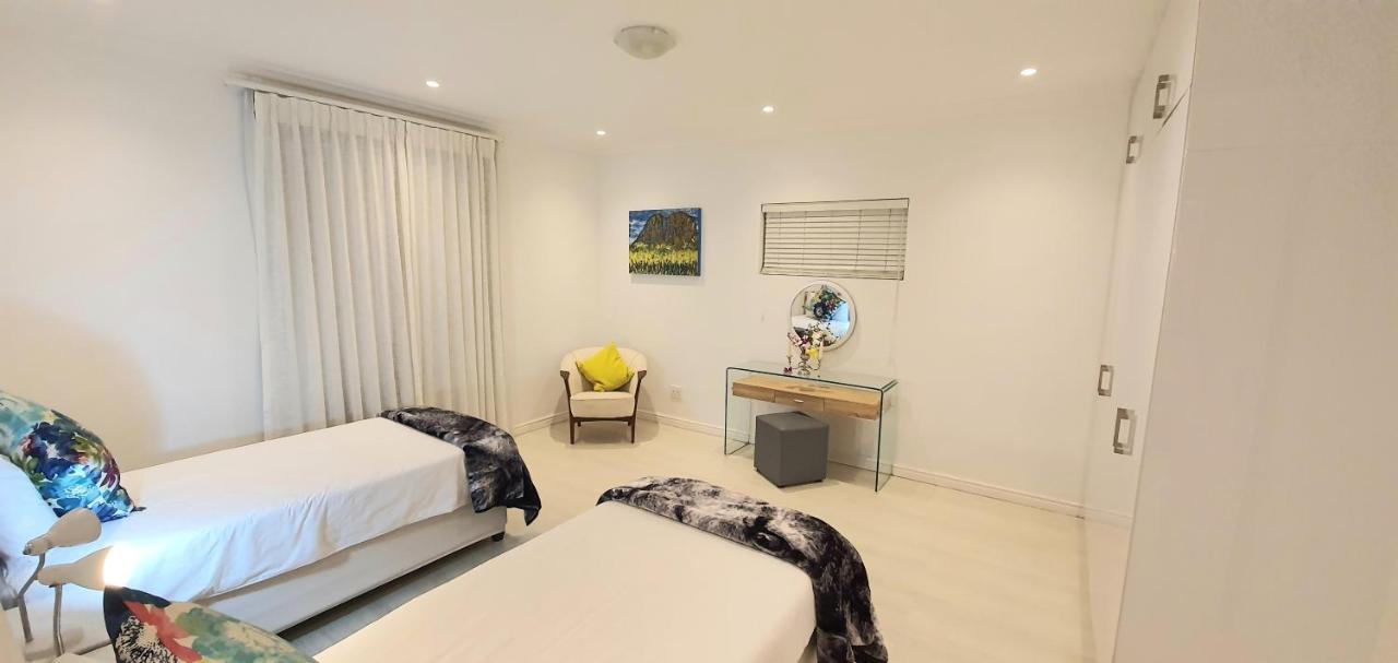 Villa Parisienne Modern Guest House Le Cap Extérieur photo